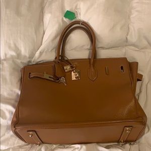 Hermès Birkin Gold